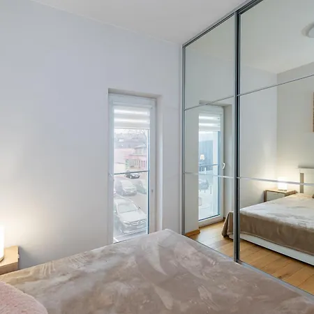 Apartment Cosy Mcdonalds By Polo *